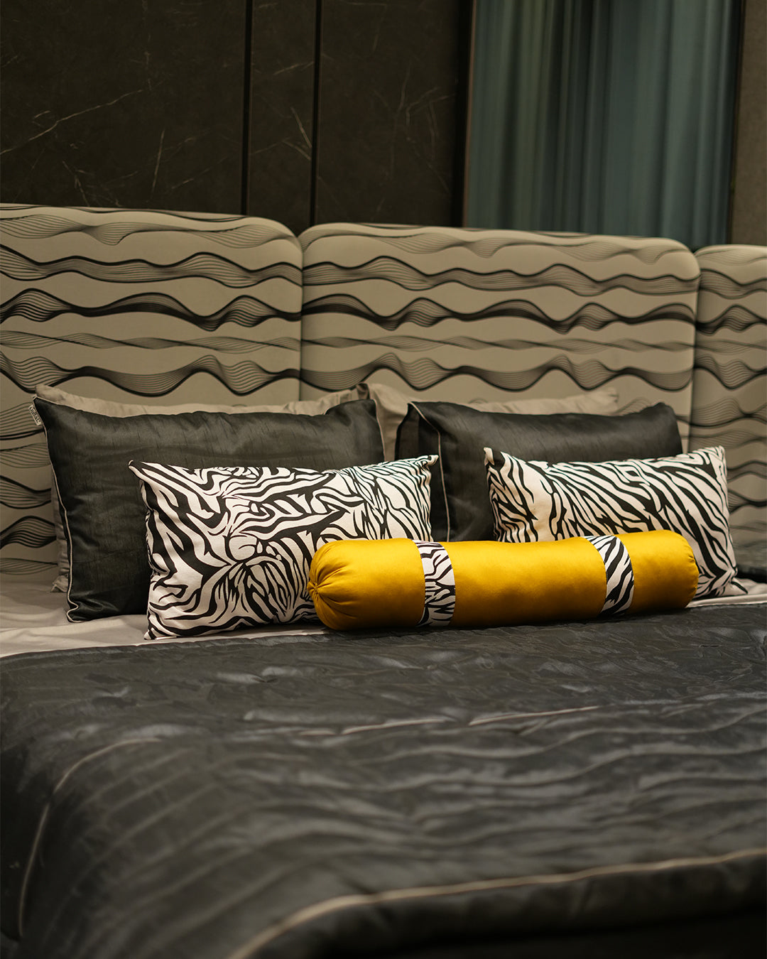 Silk Comforter Set